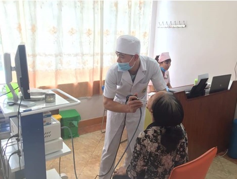 Hội Nông dân xã Yên Đồng phối hợp phòng khám Đa khoa Trí Đức kiểm tra sức khỏe cho hội viên, nông dân