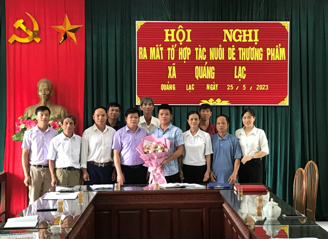 Ra mắt Tổ hợp tác nuôi dê thương phẩm xã Quảng Lạc huyện nho Quan.,